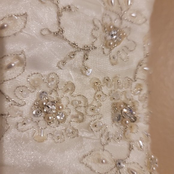Wedding Dress Ivory La Sposa Size 4 - Picture 7 of 11